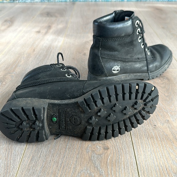 Women’s timberland black boots size 5.5 - Picture 4 of 5